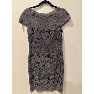 Tadashi Shoji Rose Motif Sheath Dress Black/Gold Sz 8 Lace Cap Sleeve Bateau Hem